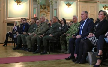 Округли сто "Допринос жена мировним мисијама"