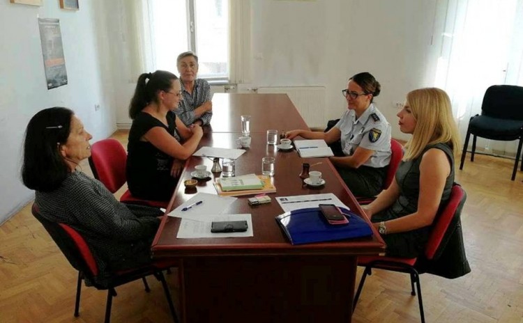 Women to women support Policewomen's Network Association