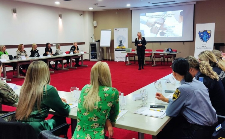 Upje&scaron;no okončana radionica "Jačanje profesionalnih kompetencija policijskih službenica" - II termin