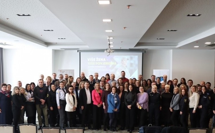 U Sarajevu održana zavr&scaron;na konferencija "Vi&scaron;e žena-vi&scaron;e povjerenja"